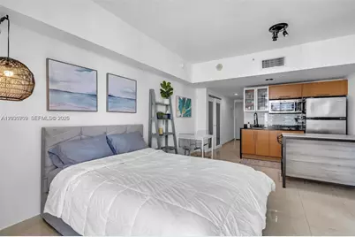 1750 N Bayshore Dr #1204, Miami, FL 33132 - Photo 6