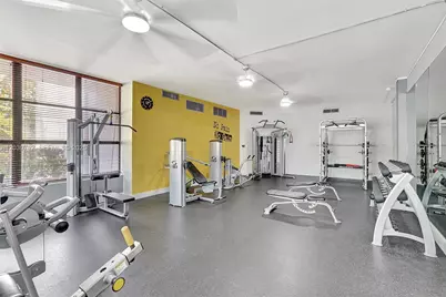 1000 Parkview Dr #104, Hallandale Beach, FL 33009 - Photo 48