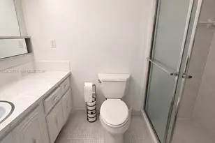 200 E High Point Ct E, Delray Beach, FL 33445 - Photo 8