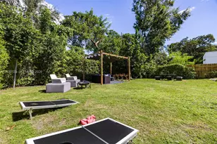 285 NW 45th St, Miami, FL 33127 - Photo 36