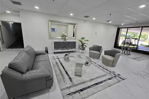 900 NE 195th St, Miami, FL 33179 - Photo 1