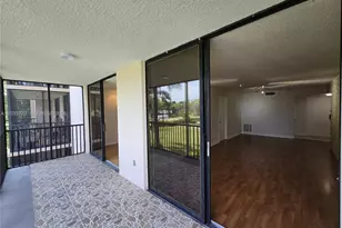 900 NE 195th St, Miami, FL 33179 - Photo 48