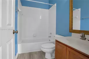 19548 S Whitewater Ave, Weston, FL 33332 - Photo 24