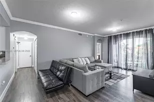 6340 NW 114th Ave, Doral, FL 33178 - Photo 2