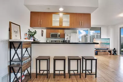 601 NE 23rd St #1406, Miami, FL 33137 - Photo 4