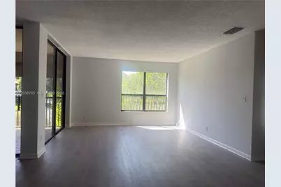 2526 N Carambola Cir N #1821, Coconut Creek, FL 33066 - Photo 4
