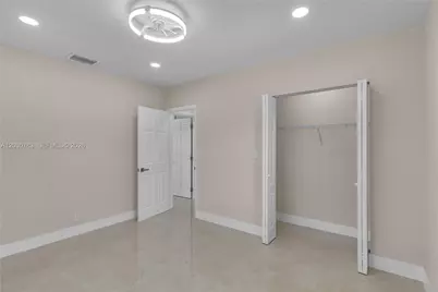 378 SW 6th St, Florida City, FL 33034 - Photo 24