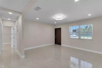 378 SW 6th St, Florida City, FL 33034 - Photo 12