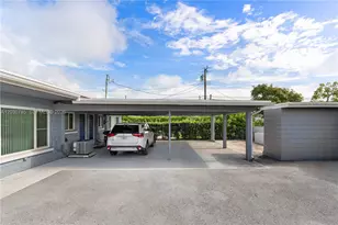 204 NW 1st St, Boynton Beach, FL 33435 - Photo 2
