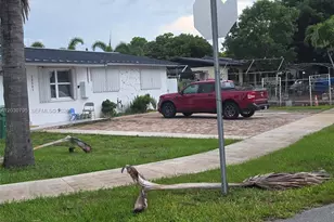 28501 SW 147th Ct, Homestead, FL 33033 - Photo 2