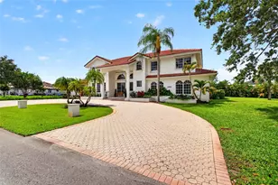 12360 SW 1st St, Plantation, FL 33325 - Photo 2