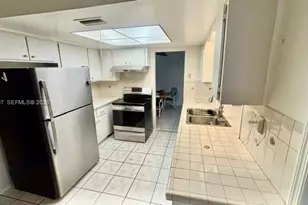 4805 NW 49th Rd, Tamarac, FL 33319 - Photo 6