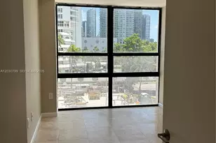 600 NE 36th St, Miami, FL 33137 - Photo 14
