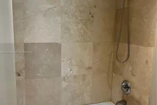 600 NE 36th St, Miami, FL 33137 - Photo 28