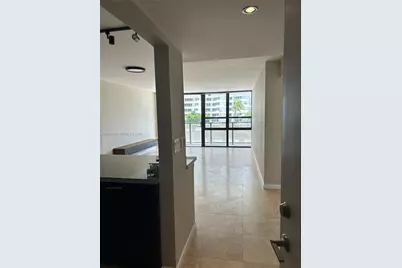 600 NE 36th St #417, Miami, FL 33137 - Photo 6