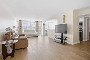 231 174th St, Sunny Isles Beach, FL 33160 - Photo 14