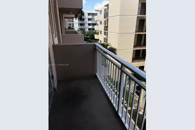 1665 Bay Rd #416, Miami Beach, FL 33139 - Photo 4