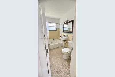 3085 W Flagler St #3, Miami, FL 33135 - Photo 8