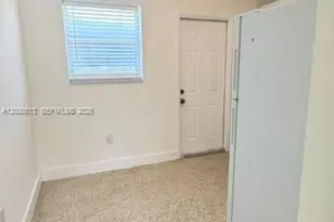 3085 W Flagler St, Miami, FL 33135 - Photo 10