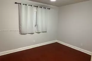 17000 NW 67th Ave, Hialeah, FL 33015 - Photo 30