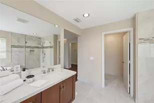 18000 NW 16th St, Pembroke Pines, FL 33029 - Photo 22