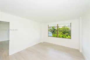 155 Ocean Ln Dr, Key Biscayne, FL 33149 - Photo 8