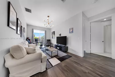 1025 NE 18th Ave #104, Fort Lauderdale, FL 33304 - Photo 12