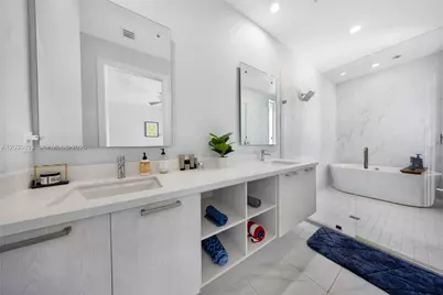 1025 NE 18th Ave #104, Fort Lauderdale, FL 33304 - Photo 10