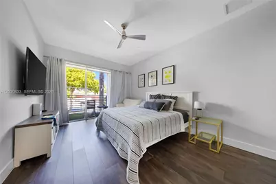1025 NE 18th Ave #104, Fort Lauderdale, FL 33304 - Photo 8