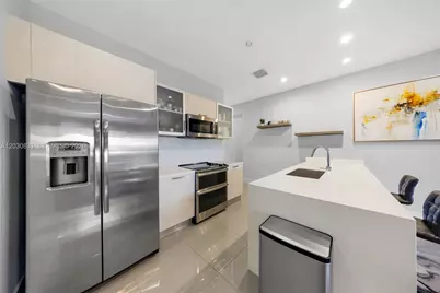 1025 NE 18th Ave #104, Fort Lauderdale, FL 33304 - Photo 4