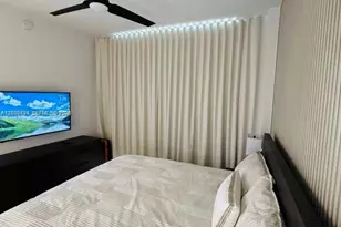 159 NE 6th St, Miami, FL 33132 - Photo 20