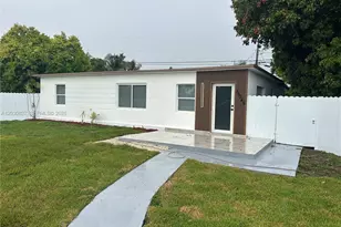 15545 Leisure Dr, Homestead, FL 33033 - Photo 6