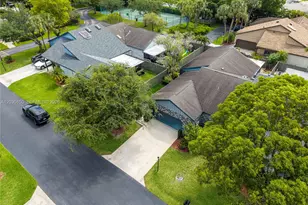 6561 Sutton Ct, Parkland, FL 33067 - Photo 12
