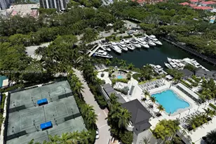 7000 Island Blvd, Aventura, FL 33160 - Photo 8