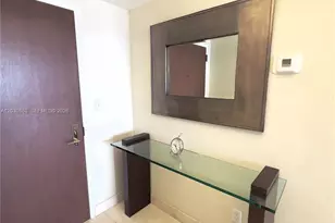 7000 Island Blvd, Aventura, FL 33160 - Photo 10