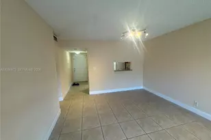 5201 Geneva Way, Doral, FL 33166 - Photo 12