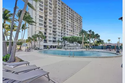1865 79th St Cswy #1L, North Bay Village, FL 33141 - Photo 2