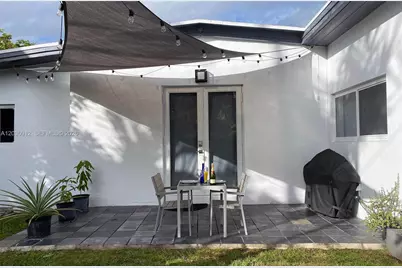 1030 NE 81st St, Miami, FL 33138 - Photo 22
