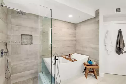 1500 Ocean Dr #707, Miami Beach, FL 33139 - Photo 24
