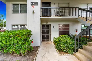 5710 Princess Palm Ct, Delray Beach, FL 33484 - Photo 2