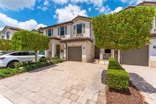25160 SW 114th Ave, Homestead, FL 33032 - Photo 2