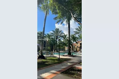 8020 N Nob Hill Rd #205, Tamarac, FL 33321 - Photo 2