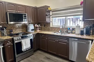 15490 SW 10th St, Miami, FL 33194 - Photo 10