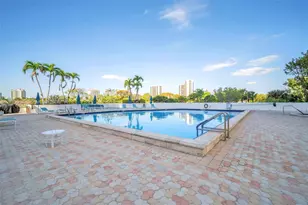 20355 NE 34th Ct, Aventura, FL 33180 - Photo 16