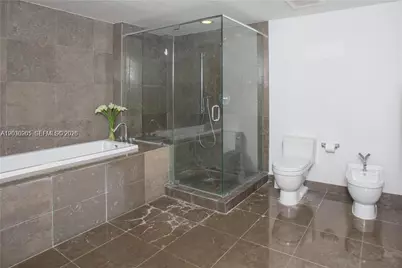 475 Brickell Ave #2707, Miami, FL 33131 - Photo 16