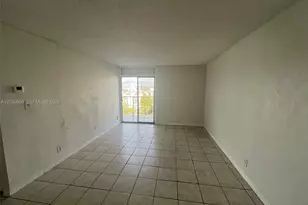 801 NW 47th Ave, Miami, FL 33126 - Photo 4