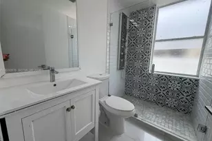 115 SW 11th Ave, Miami, FL 33130 - Photo 10