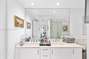 1331 Brickell Bay Dr, Miami, FL 33131 - Photo 26