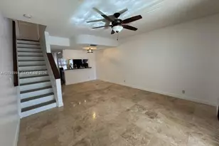 192 SW 96th Ave, Plantation, FL 33324 - Photo 4