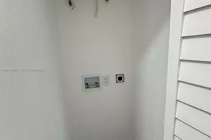5801 NW 11th Ave, Miami, FL 33127 - Photo 12